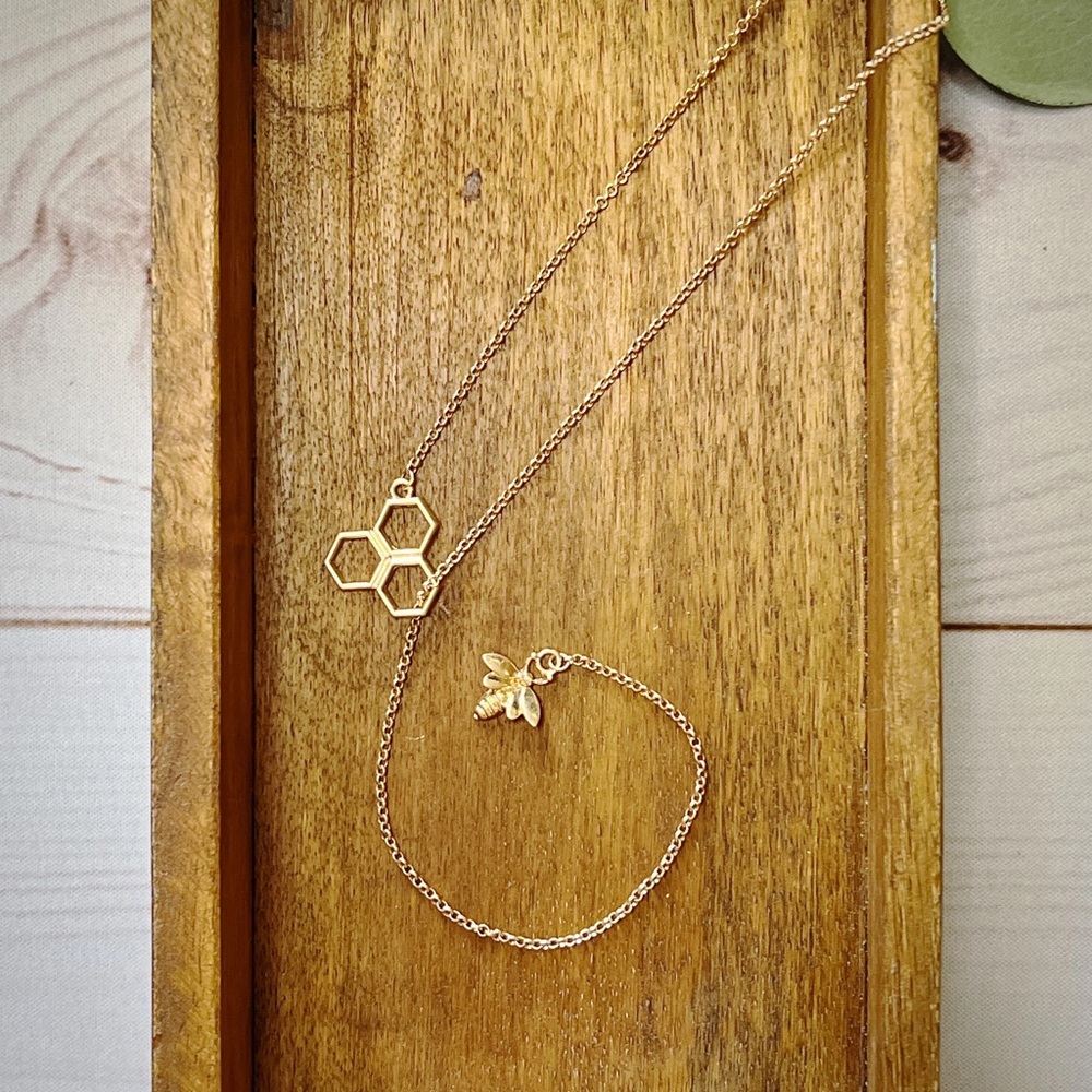 Bee Necklace